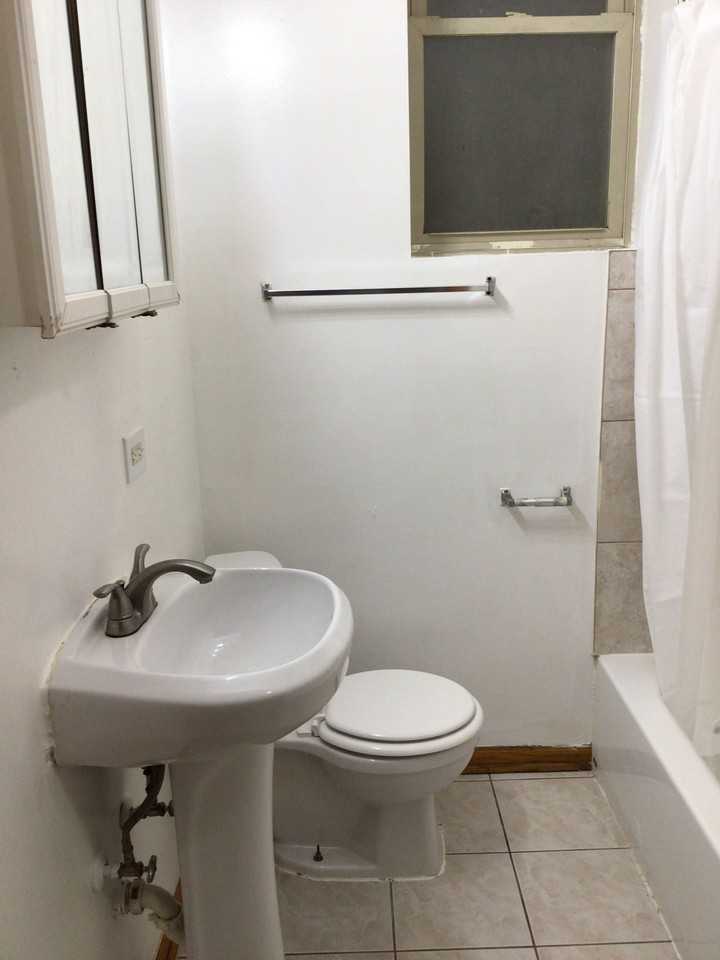 11031 South King Drive #11031-W/G - Photo 5 of 5