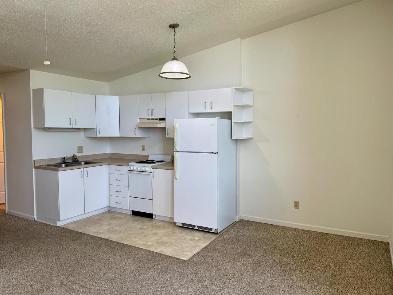 Jackson Apartments - Photo 3 of 8