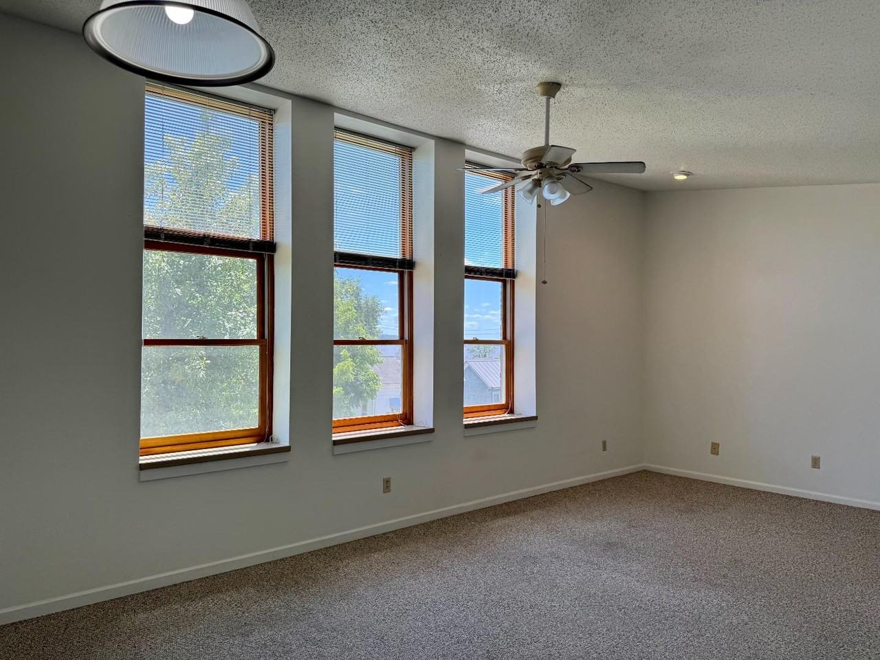 Jackson Apartments - Photo 5 of 8