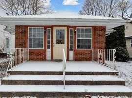 featured image of 426 N Arthur St