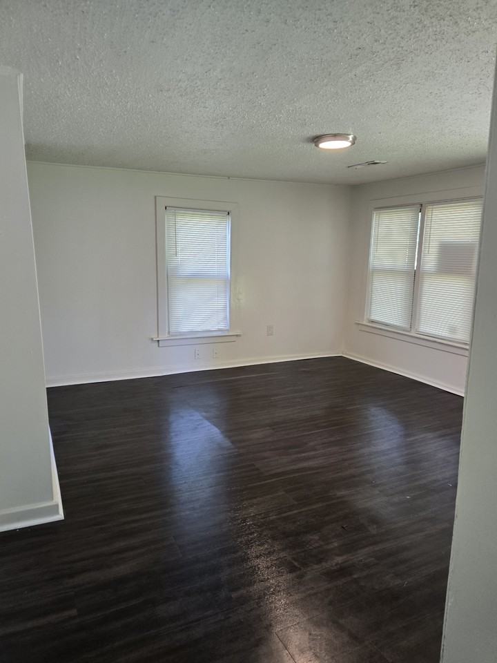 1101 E Frederick St #1 - Photo 2 of 13
