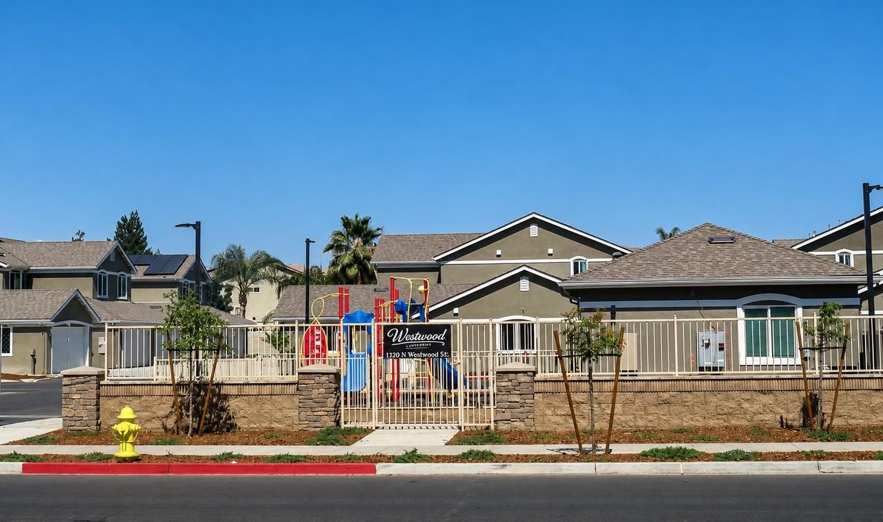 Westwood Paradise - Photo 2 of 5