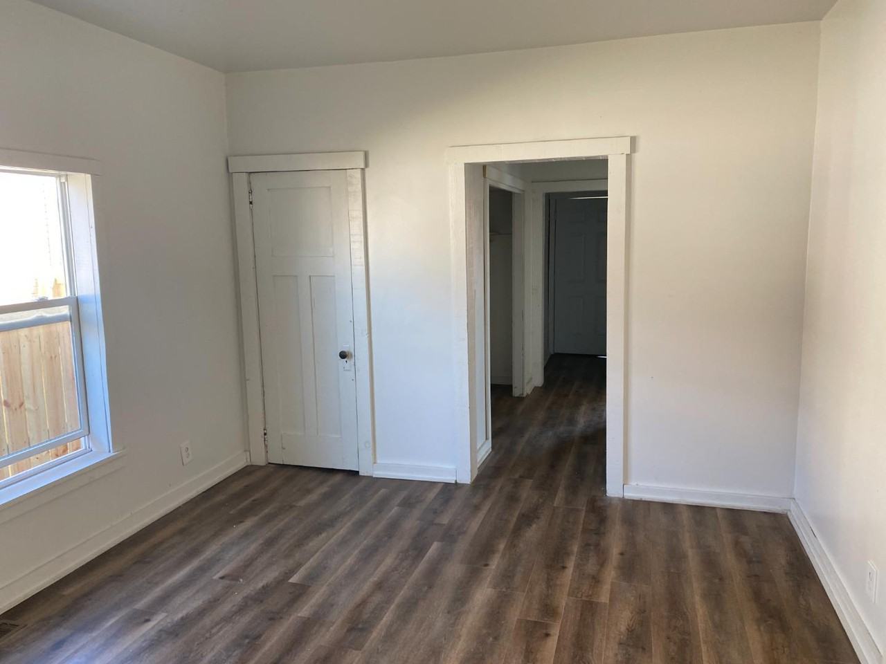 189 Elmwood Ave - Photo 6 of 21