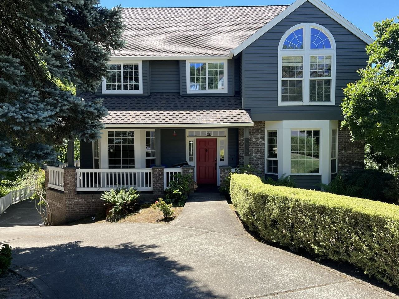 1922 Nw New Hope Ct