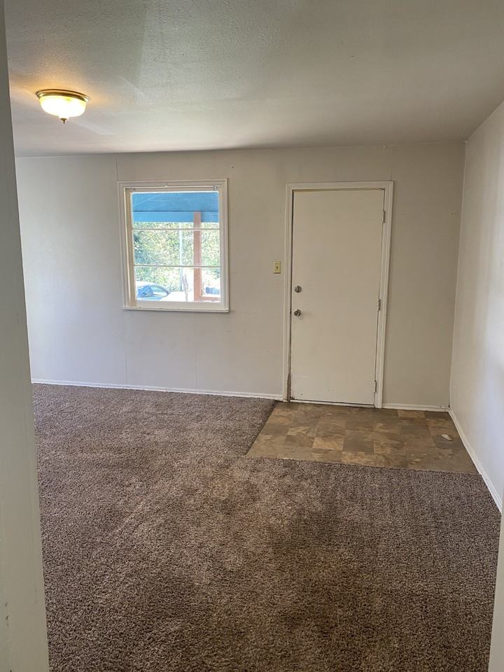 1306 W Cota St #1 - Photo 2 of 11