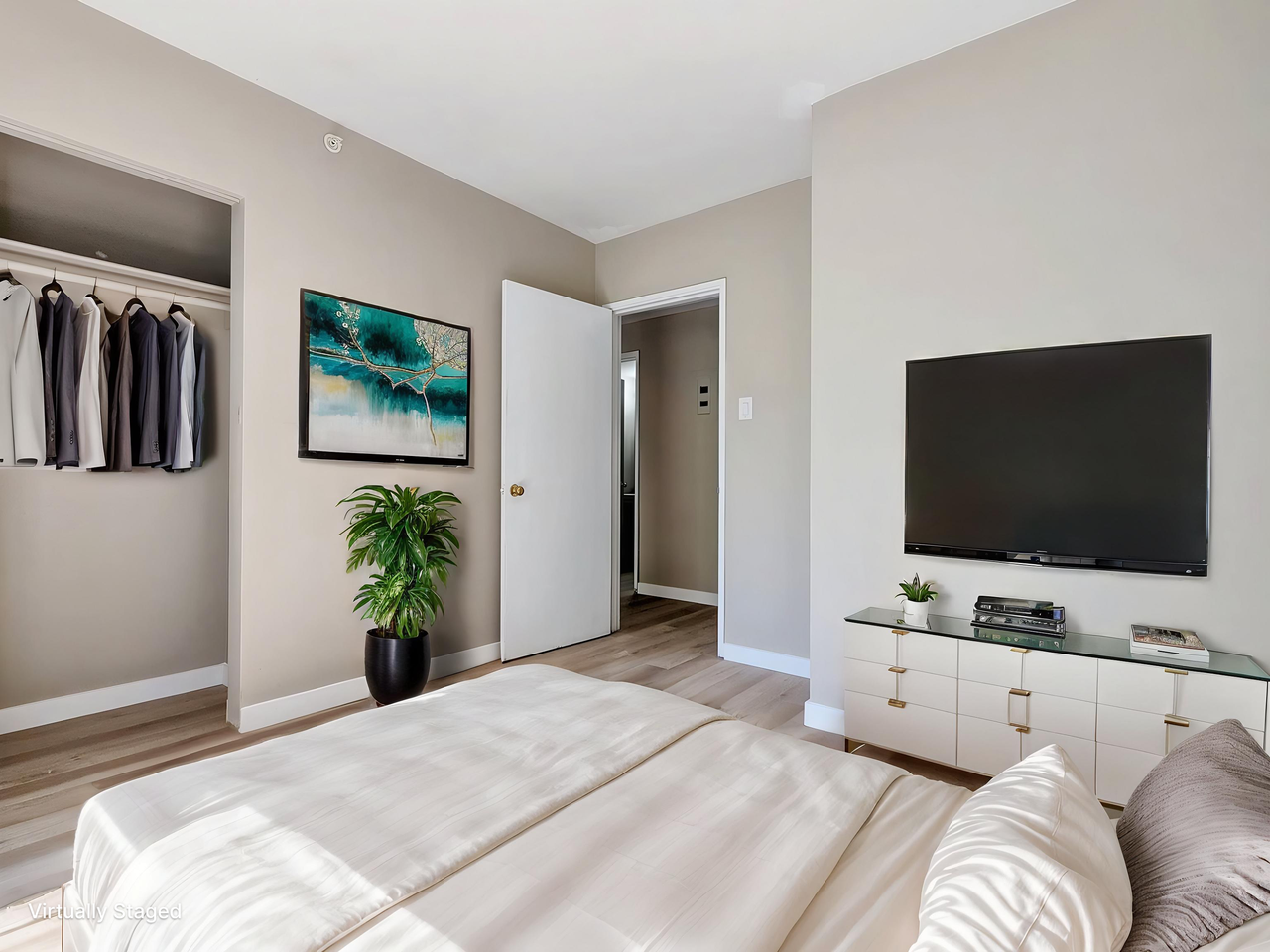 Broadview Legislature Apartments - Photo 7 of 24