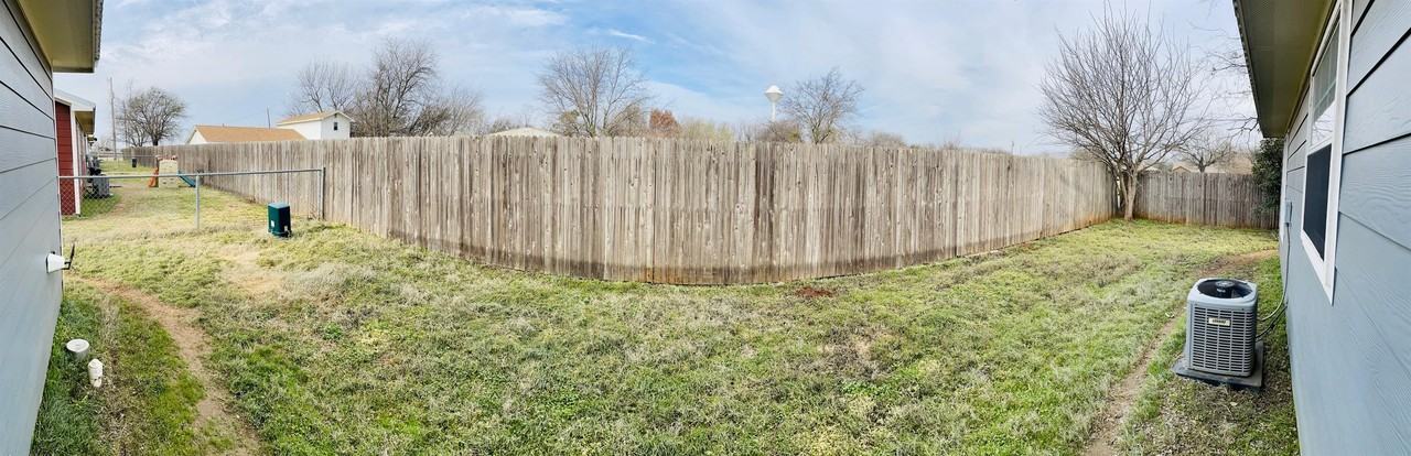 502 N Cleburne Whitney Rd Unit D #1 - Photo 2 of 13
