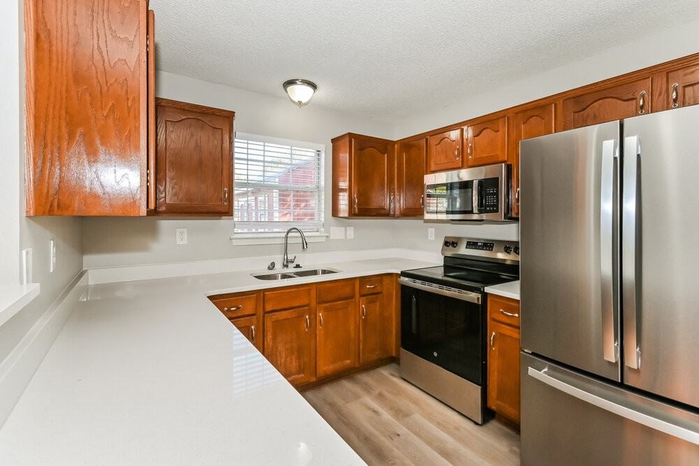 190 Pine Ridge Ln - Photo 6 of 16