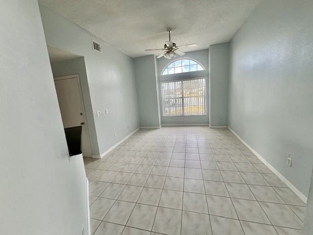 208 Coral Reef Cir #1 - Photo 5 of 22