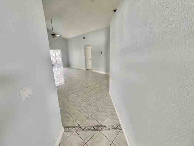 208 Coral Reef Cir #1 - Photo 6 of 22