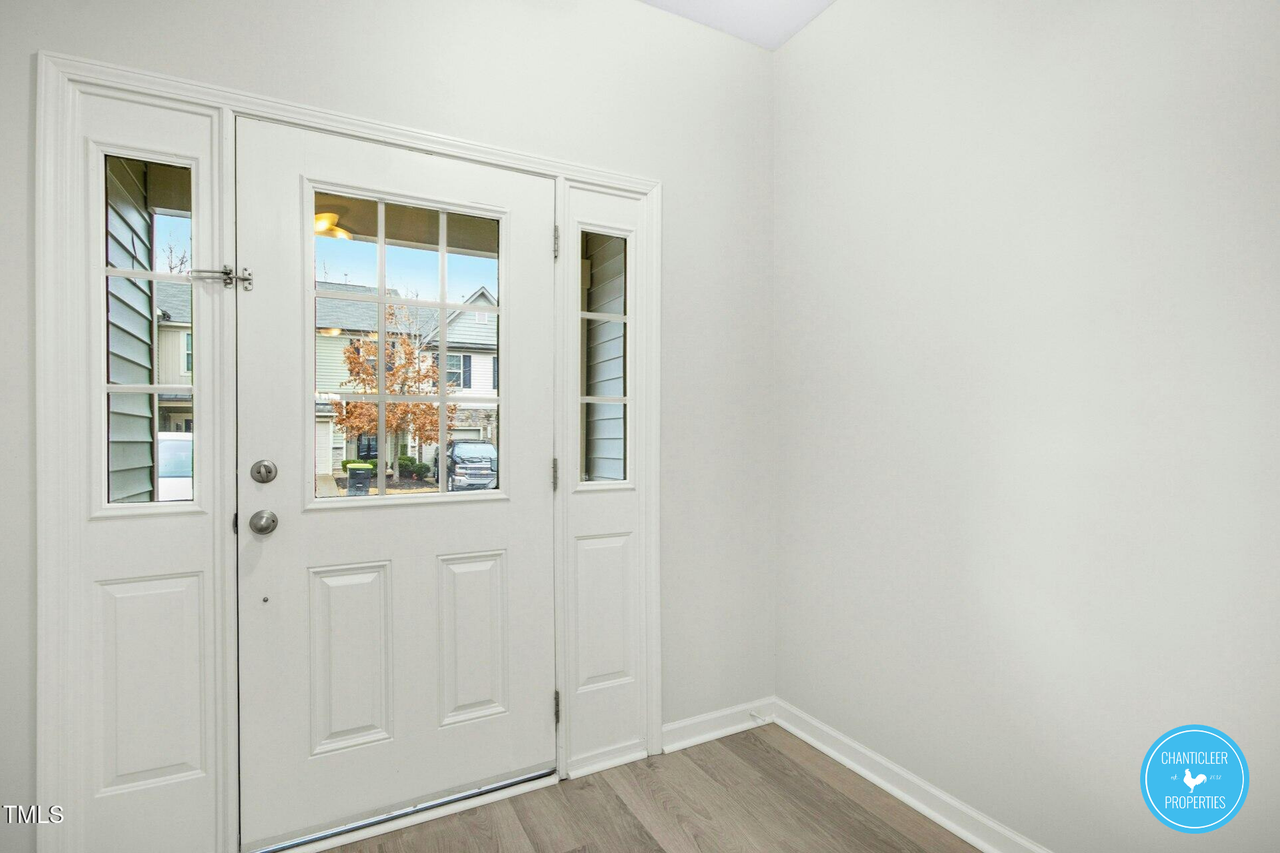 94 E Grove Point Dr #1 - Photo 2 of 24