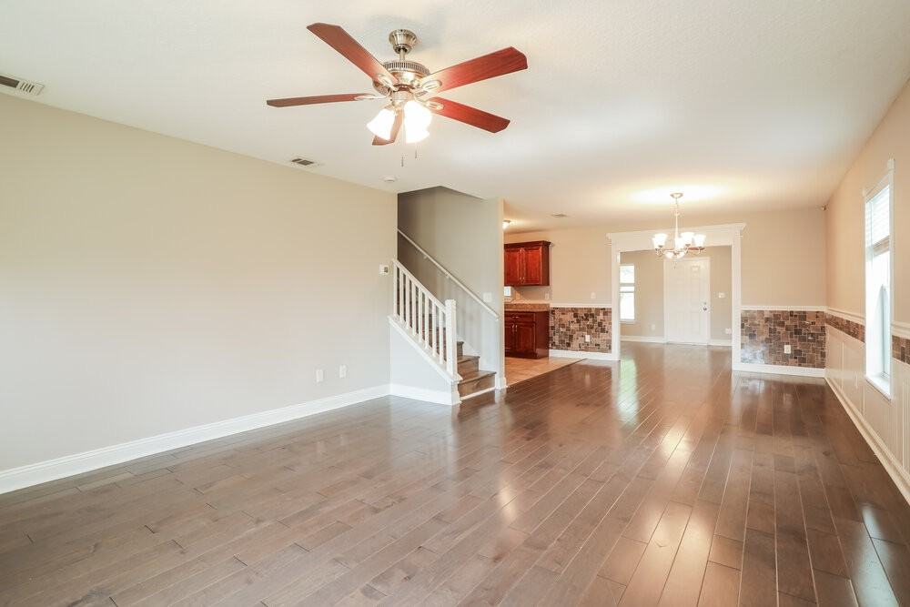 8106 Byrd Landing Ct - Photo 5 of 17