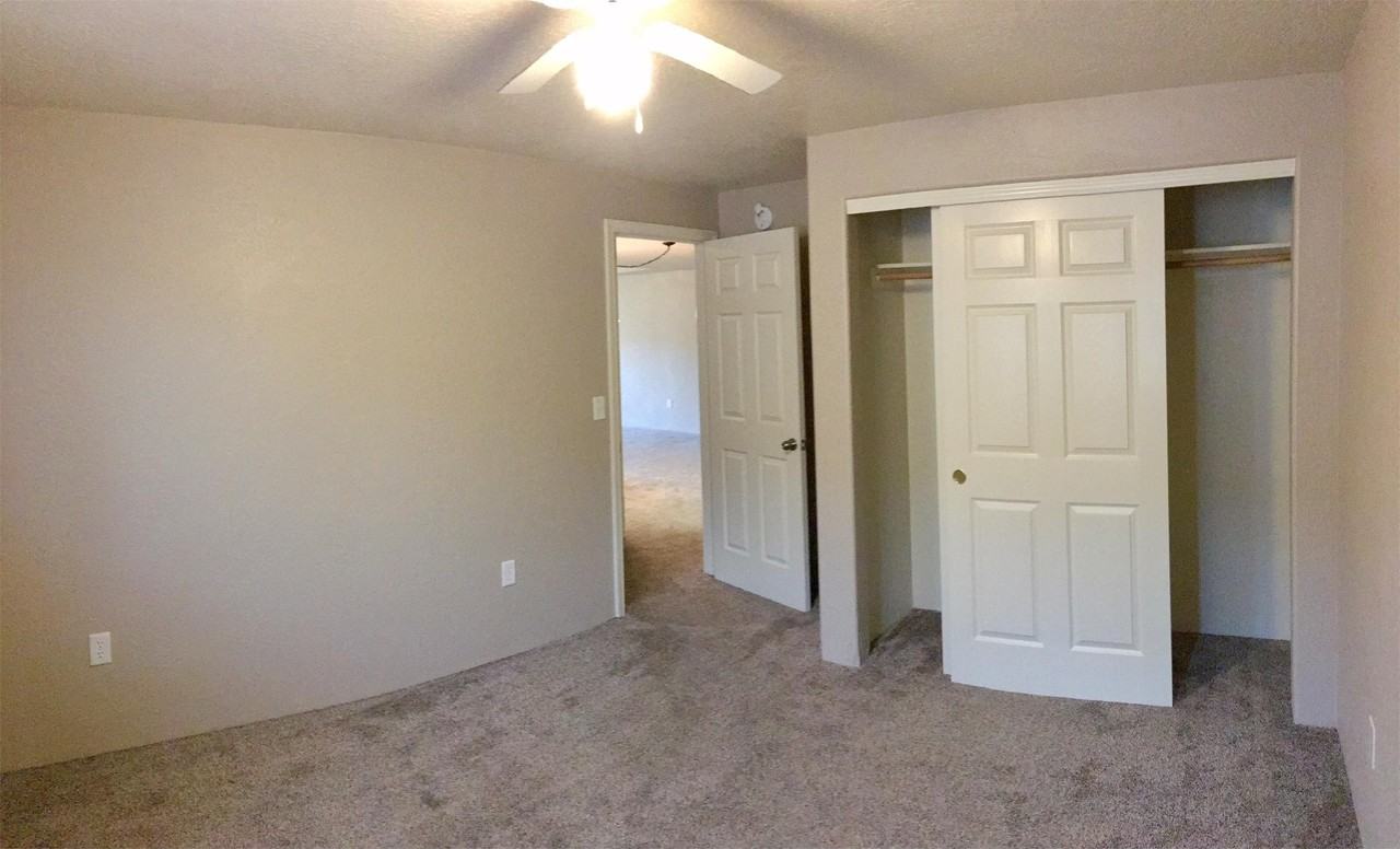 445 Crystal Dr #1 - Photo 7 of 22