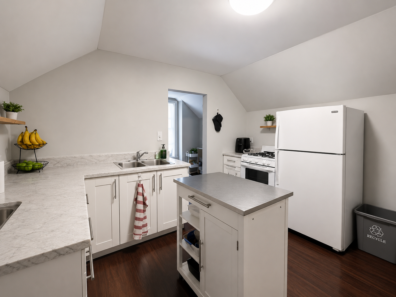 406 Barrie St #406-3 - Photo 3 of 8