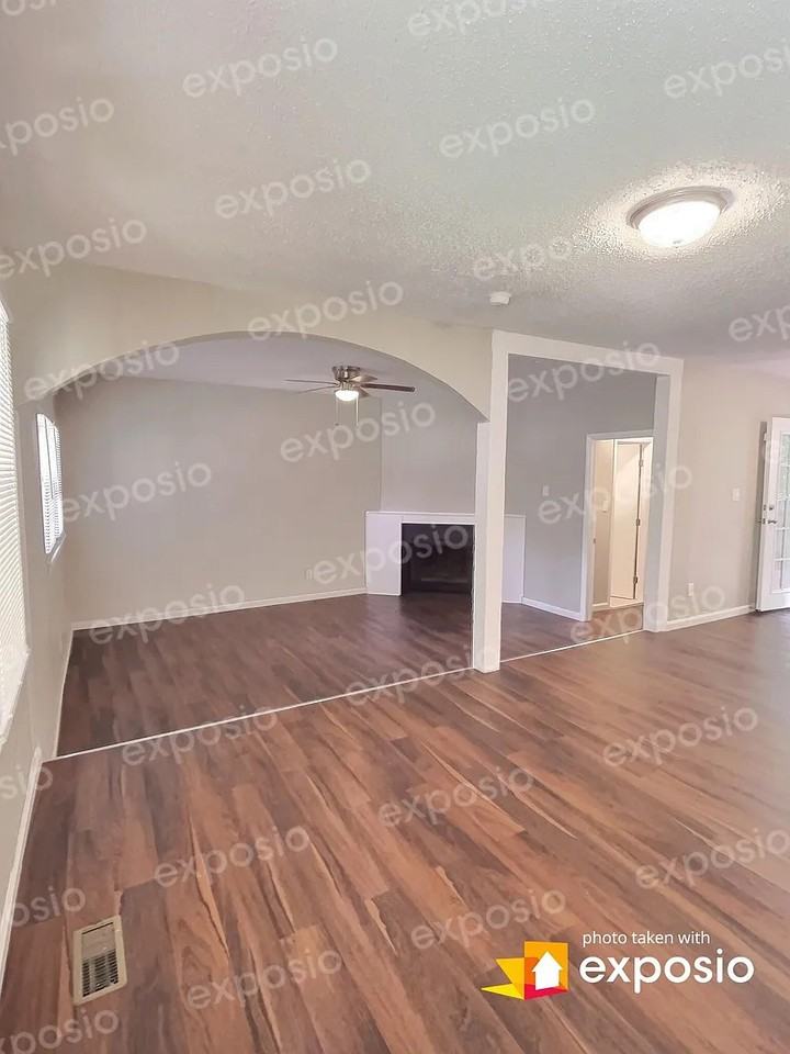 673 Jeb Stuart Dr - Photo 4 of 31