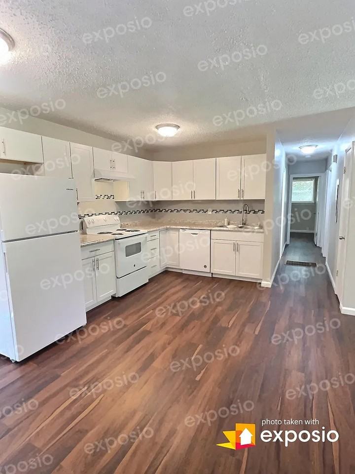 673 Jeb Stuart Dr - Photo 6 of 31