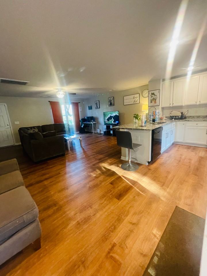 4129 Meredith Woods Ln - Photo 7 of 21