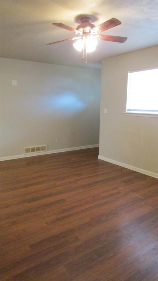 6108 Se 3rd St #1 - Photo 4 of 10