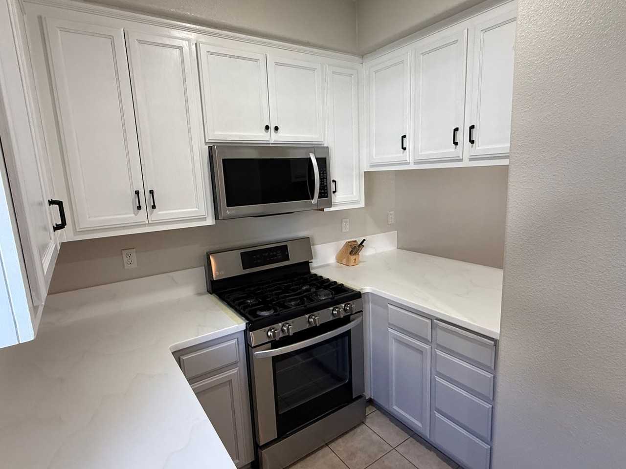 9 Ashford Pl - Photo 3 of 23