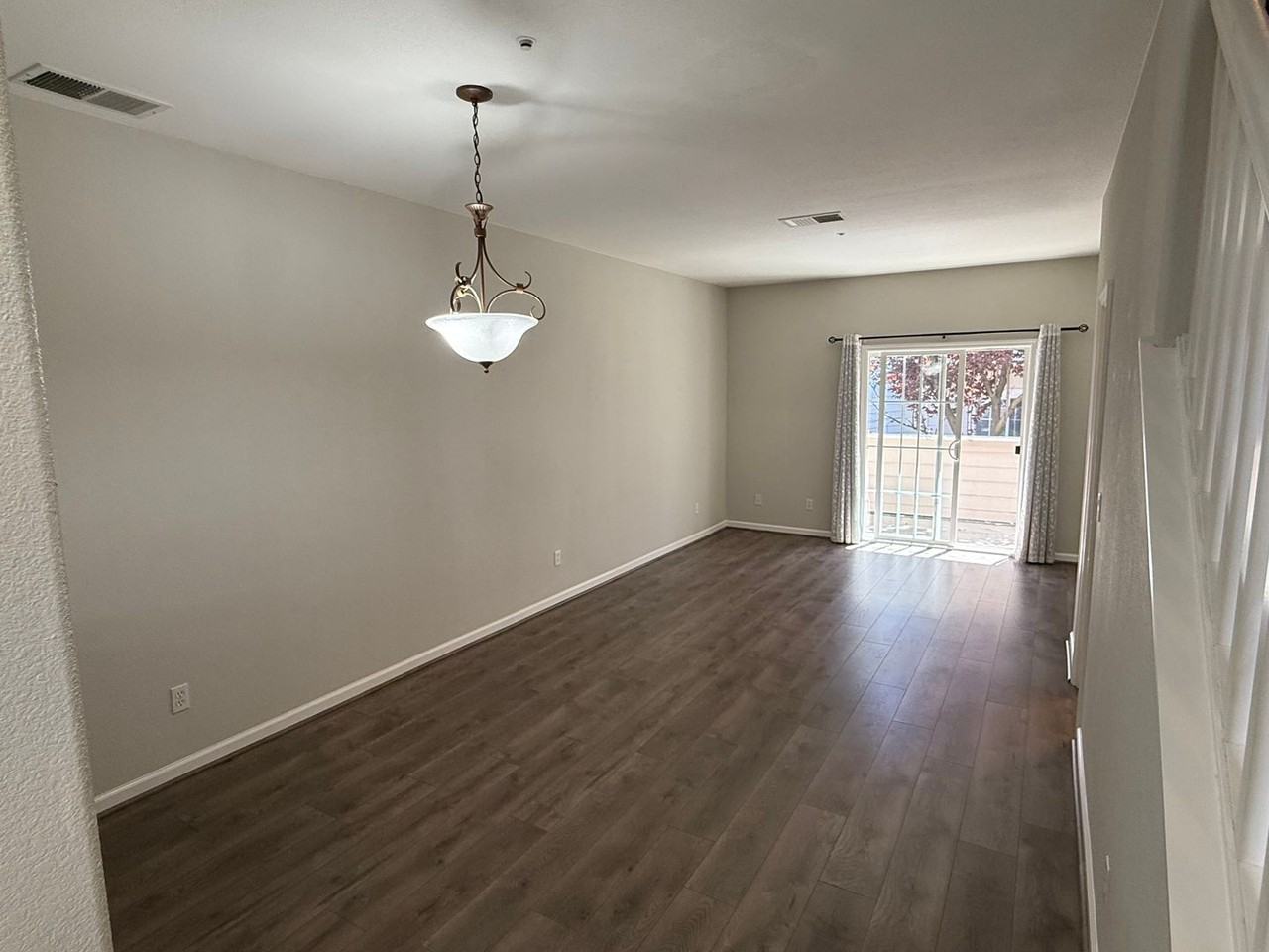 9 Ashford Pl - Photo 5 of 23