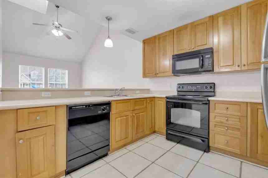 3397 Sawtooth Dr #1 - Photo 7 of 17