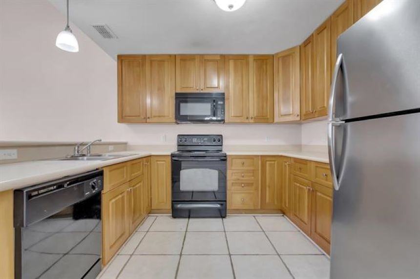 3397 Sawtooth Dr #1 - Photo 6 of 17