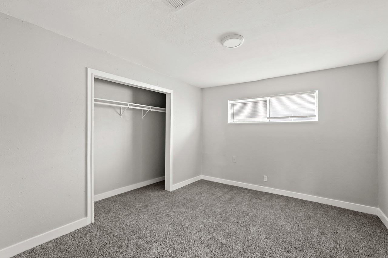 7815 Glass St #7815 - Photo 7 of 13