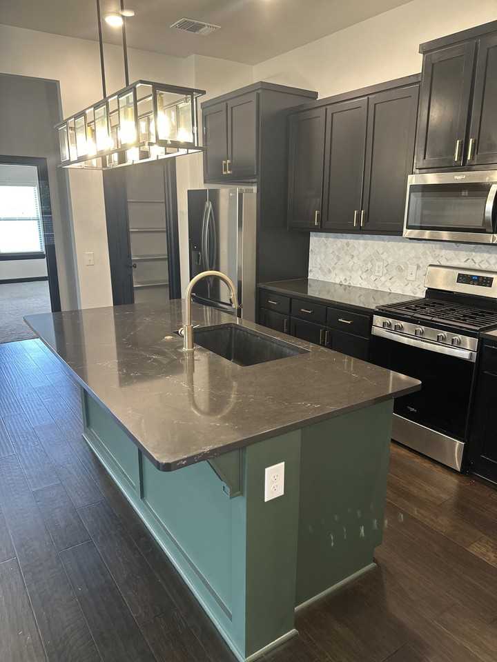 2229 Roca Dr #1 - Photo 6 of 50