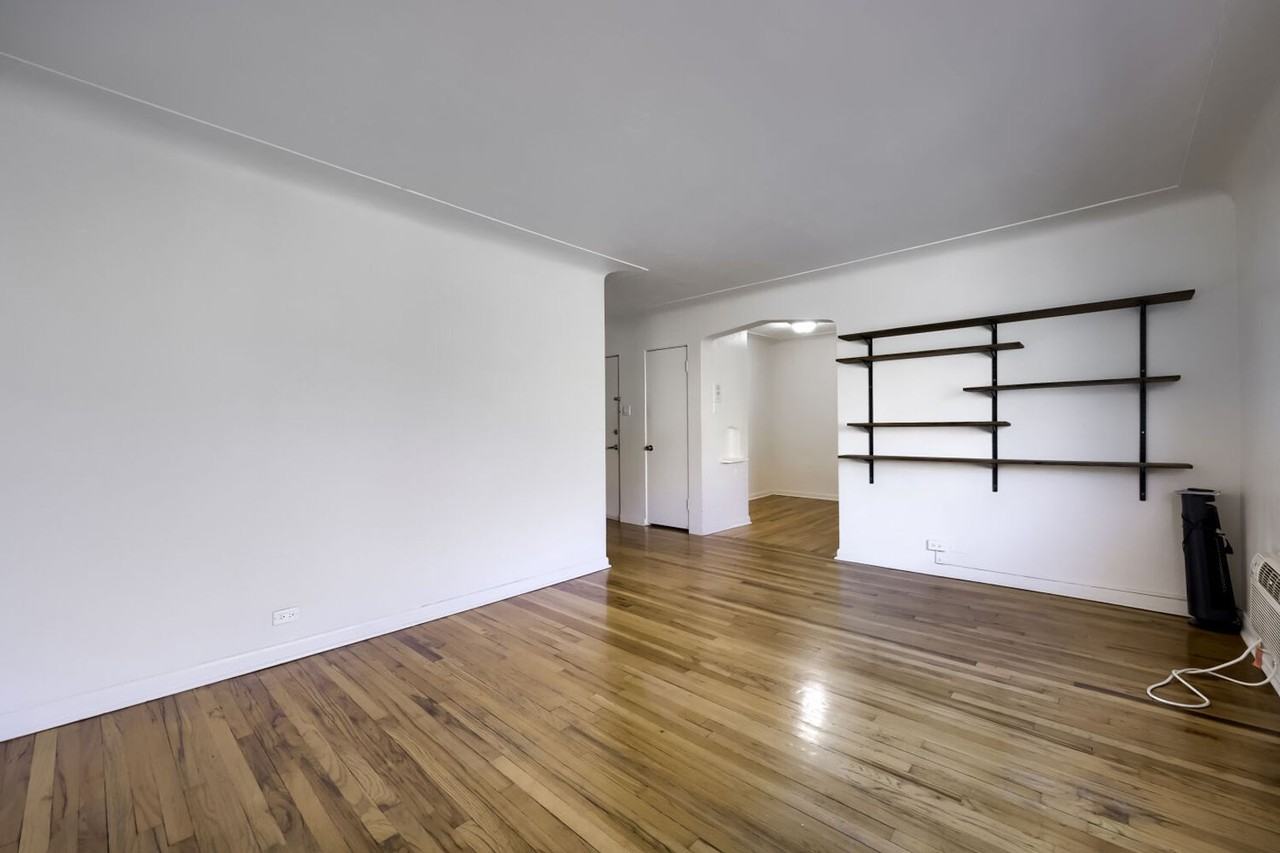 665 Washington St #7A - Photo 3 of 12