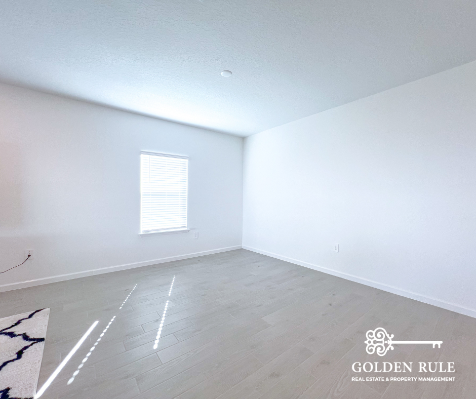12453 Nw 137th Ter #1 - Photo 5 of 20