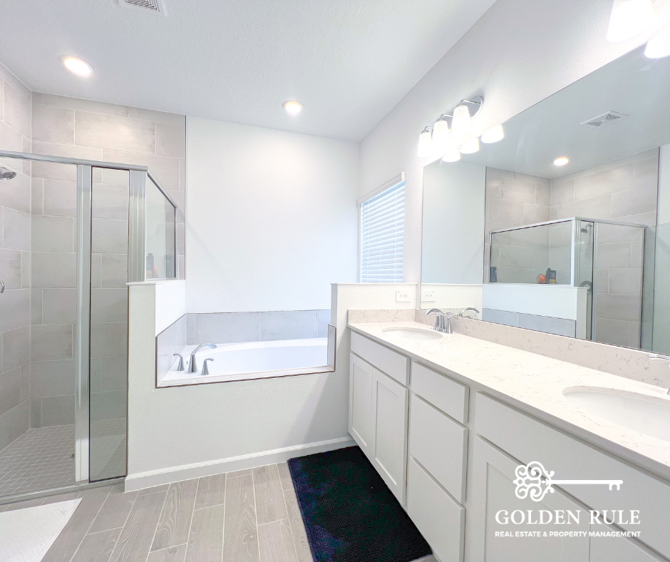12453 Nw 137th Ter #1 - Photo 7 of 20