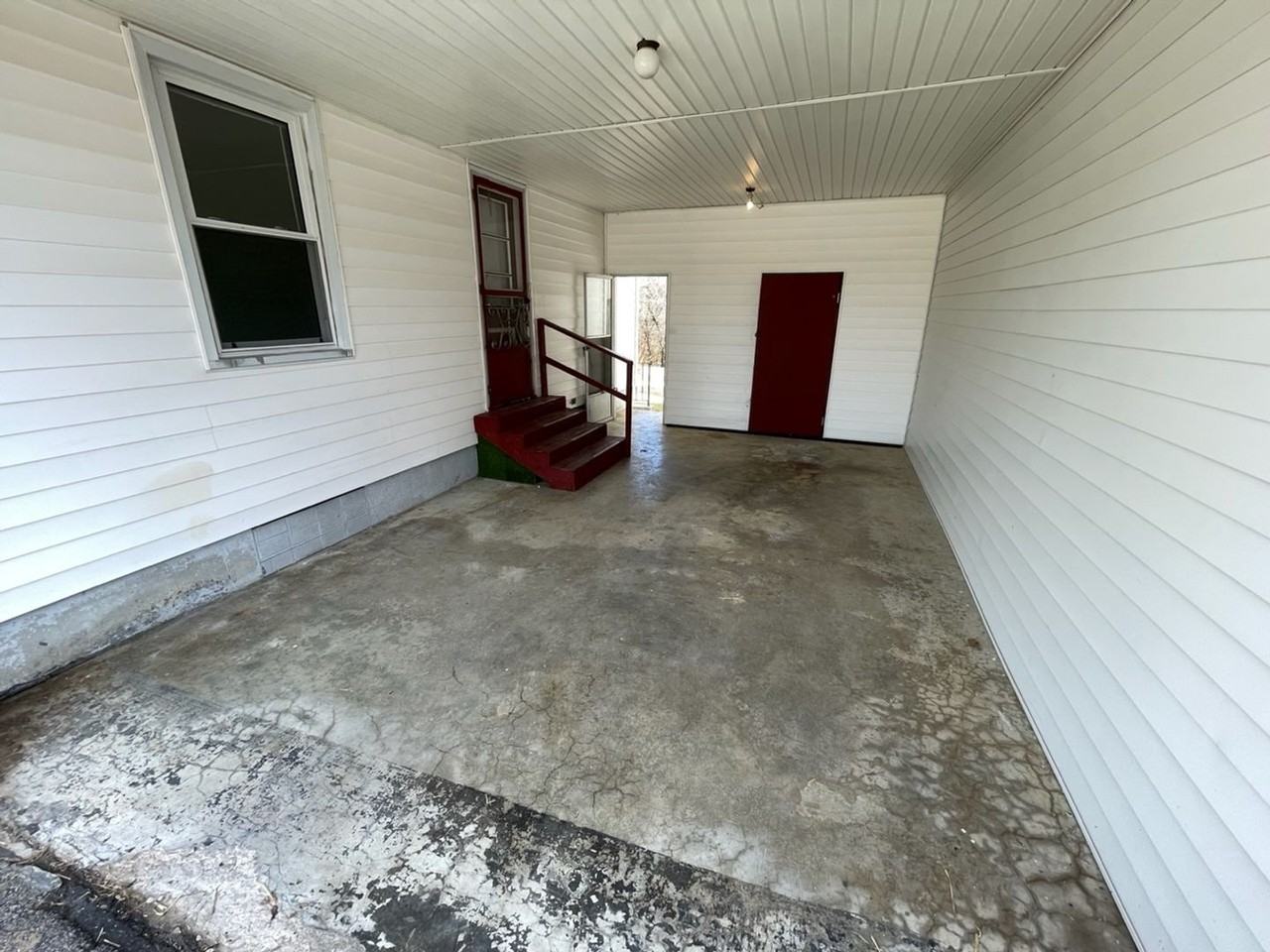 325 Webbmont Cir - Photo 2 of 24