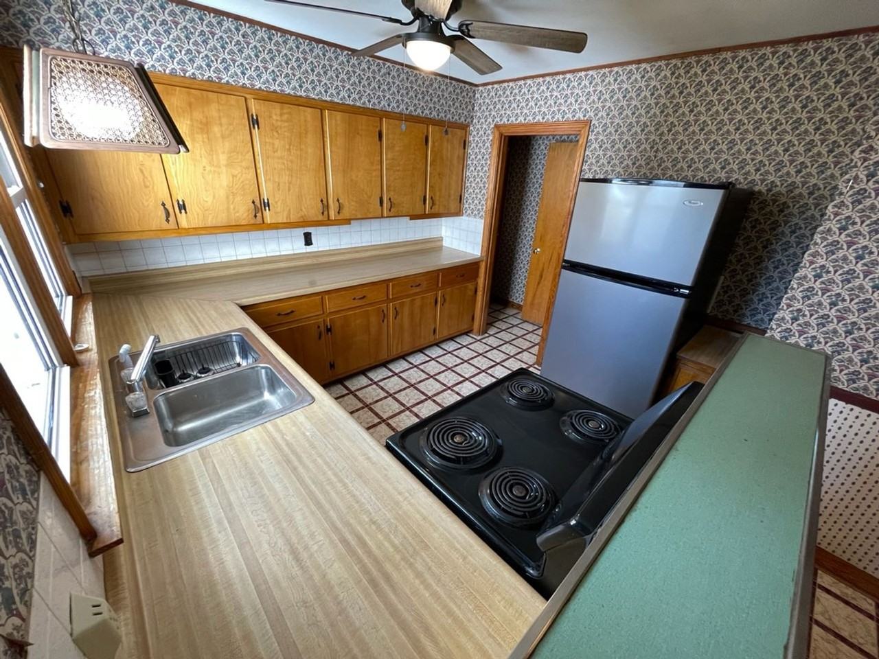 325 Webbmont Cir - Photo 7 of 24