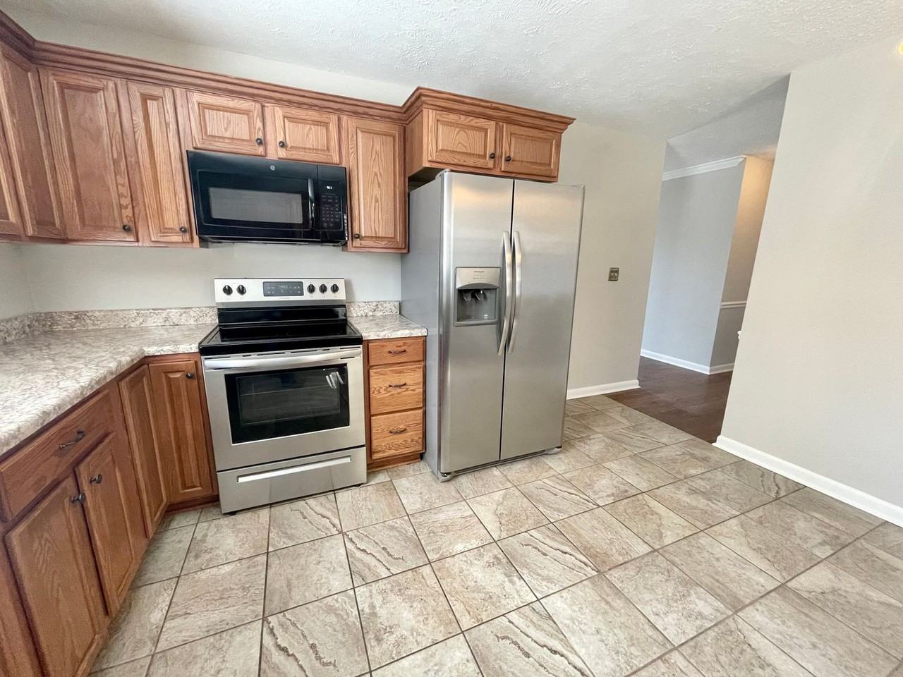 25647 Fairmount Dr - Photo 6 of 16