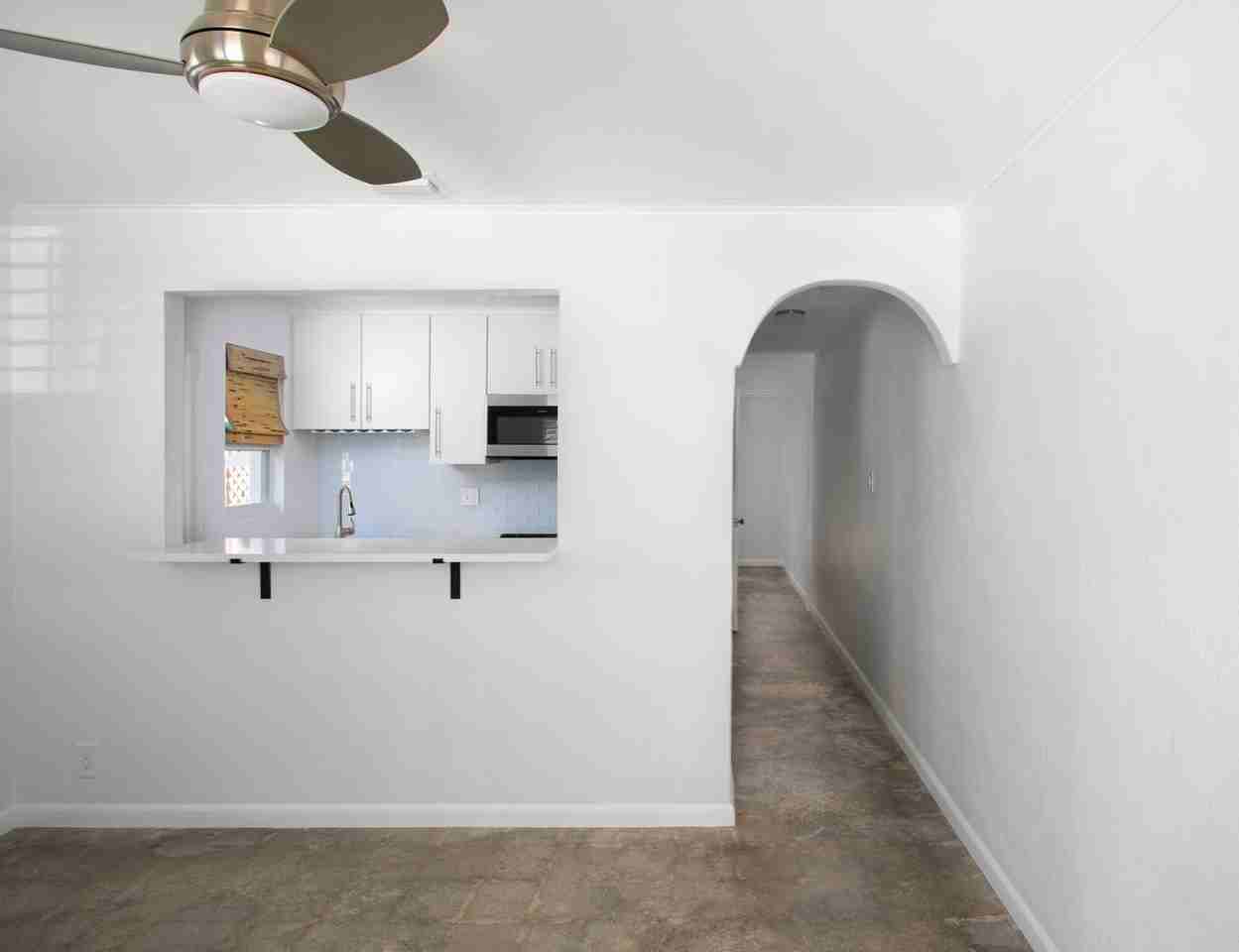 1306 Eliza St - Photo 2 of 14
