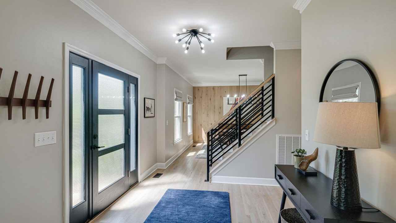 9324 Hidden Oak Dr - Photo 5 of 37