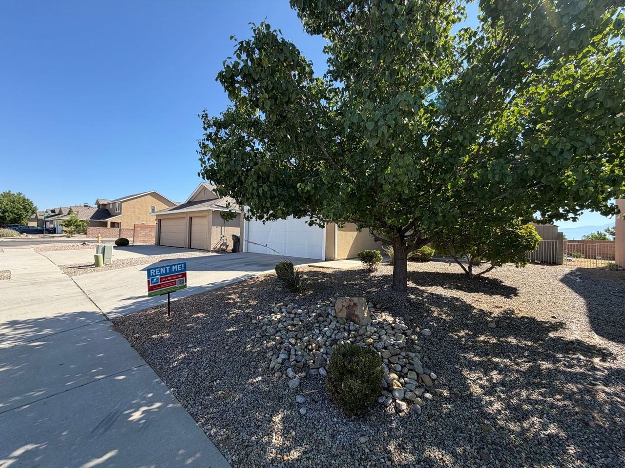 10540 Calle Merida Nw - Photo 3 of 33