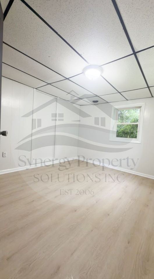 22 Ford Rd S - Photo 3 of 19