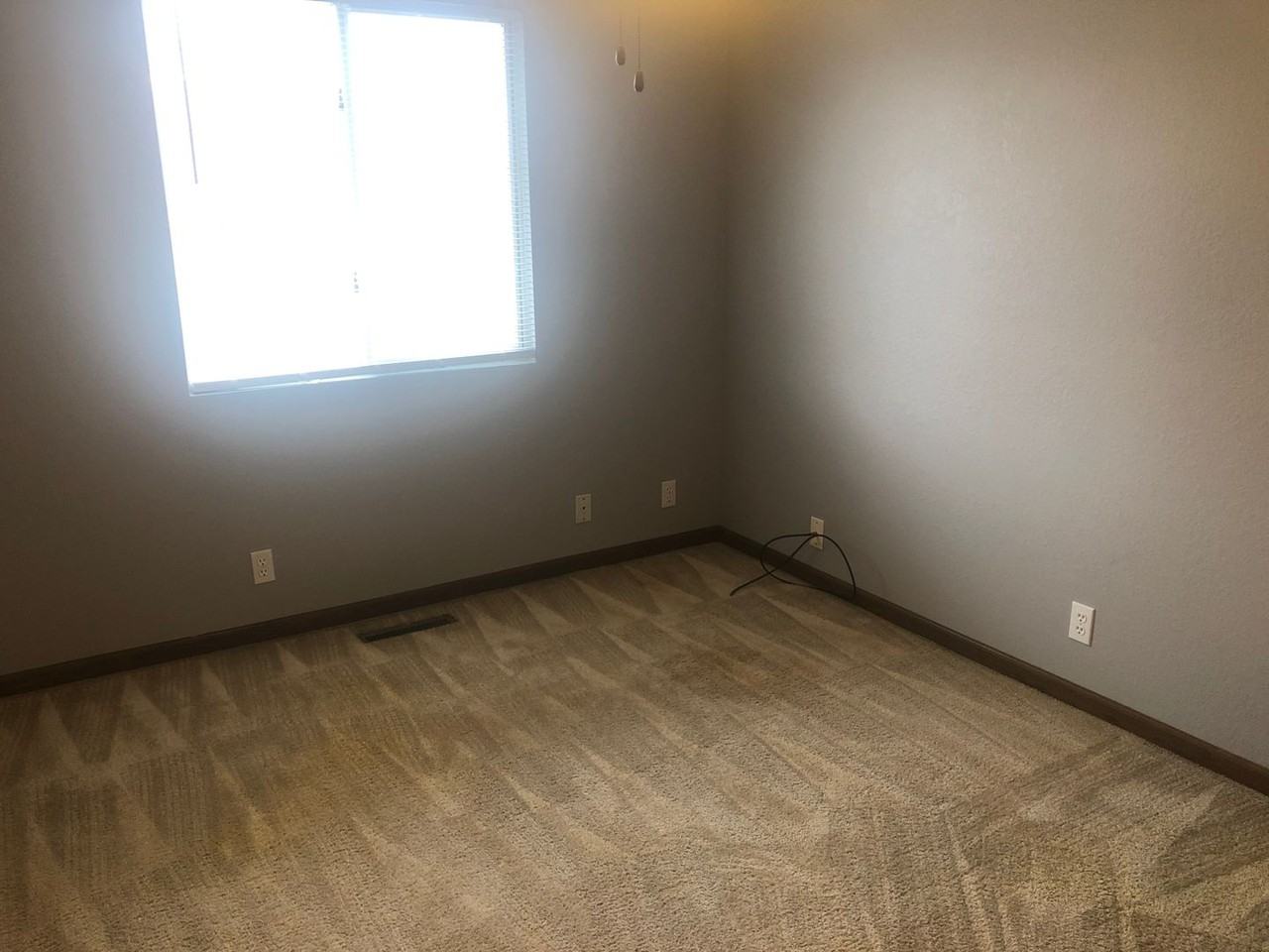 1417 W Charles St - Photo 5 of 30