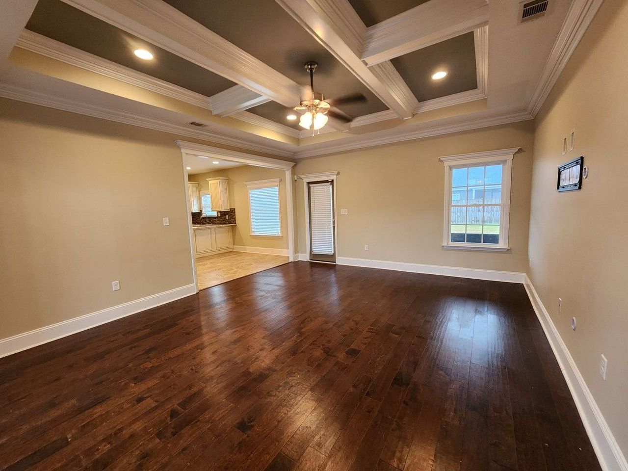 3927 Crusader Ct - Photo 2 of 19