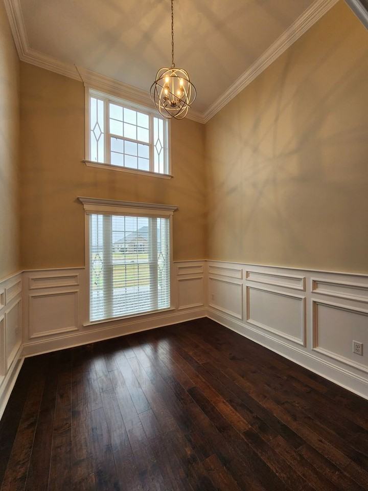 3927 Crusader Ct - Photo 3 of 19