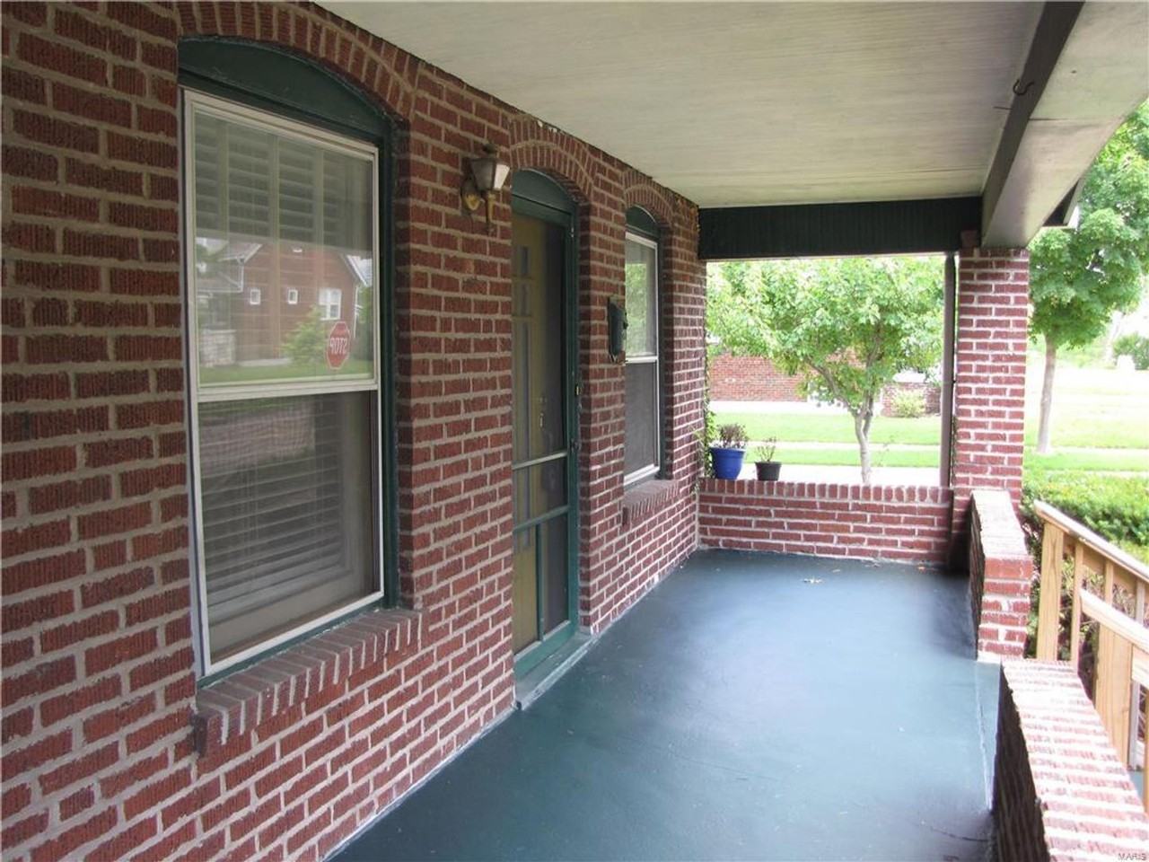 1313 Claytonia Ter - Photo 4 of 33