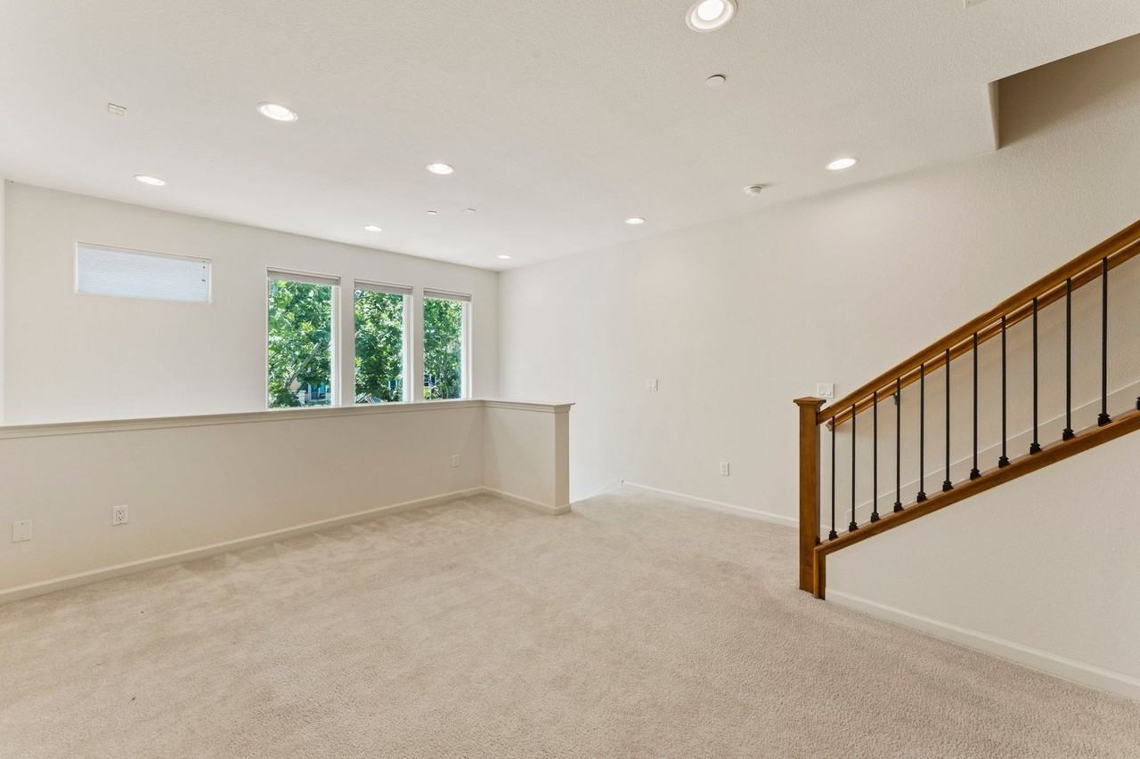 4535 Lick Mill Blvd - Photo 6 of 17