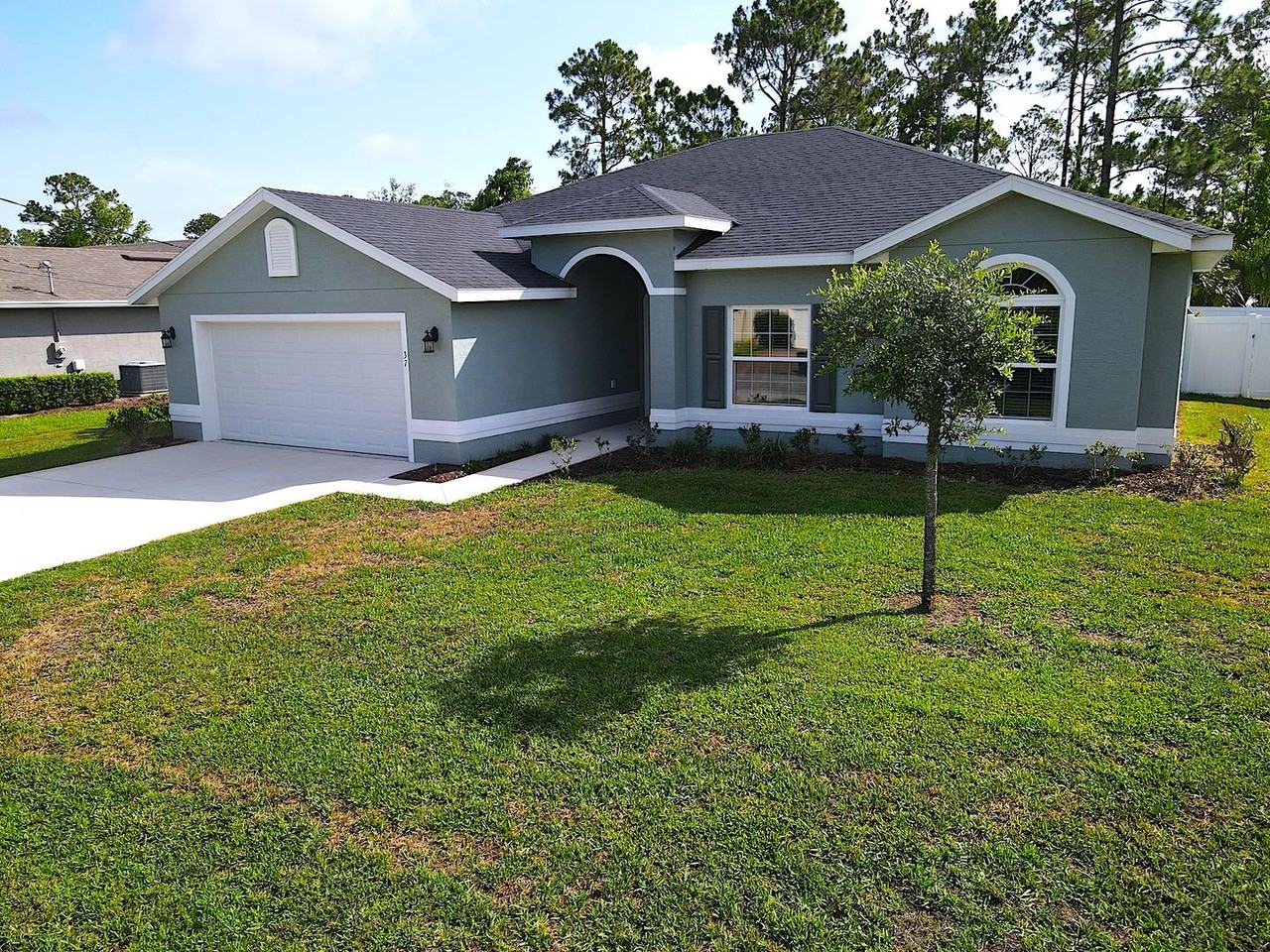 37 Pine Croft Ln - Photo 3 of 43