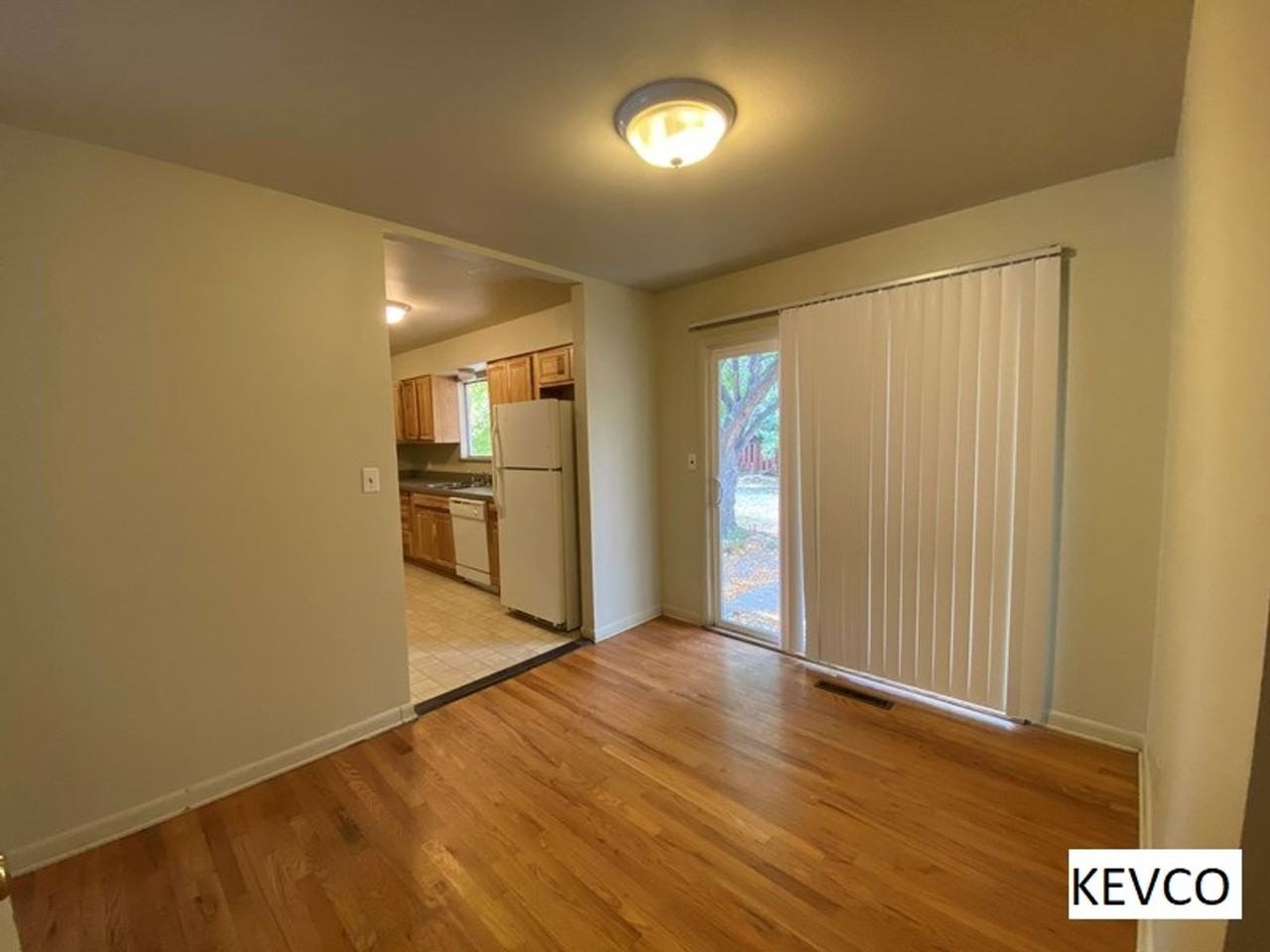 1313 Fairview Dr - Photo 3 of 17