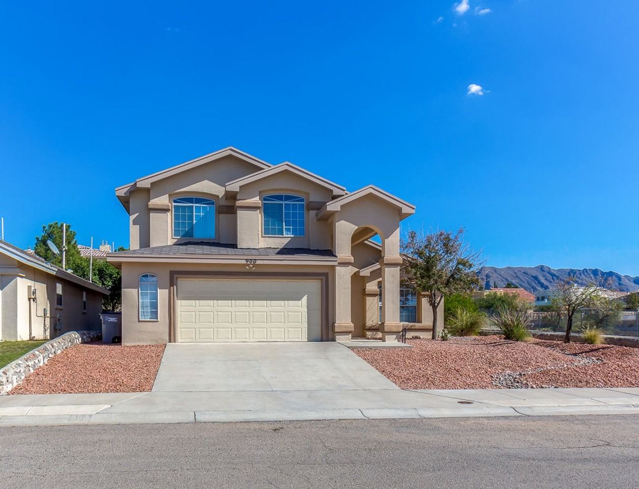 900 Tecate Pl - Photo 2 of 35