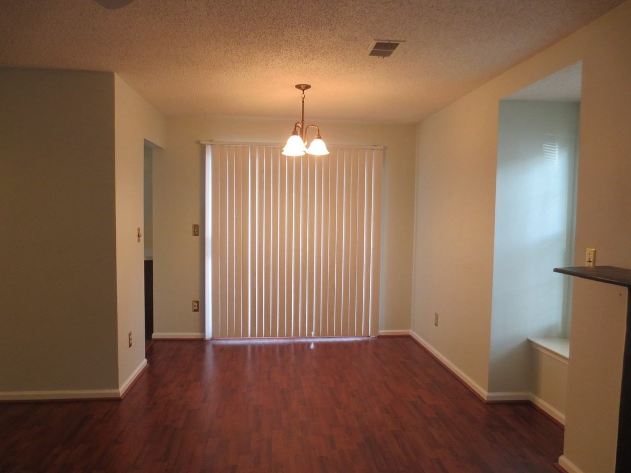 1523 Penrose Arch - Photo 2 of 20