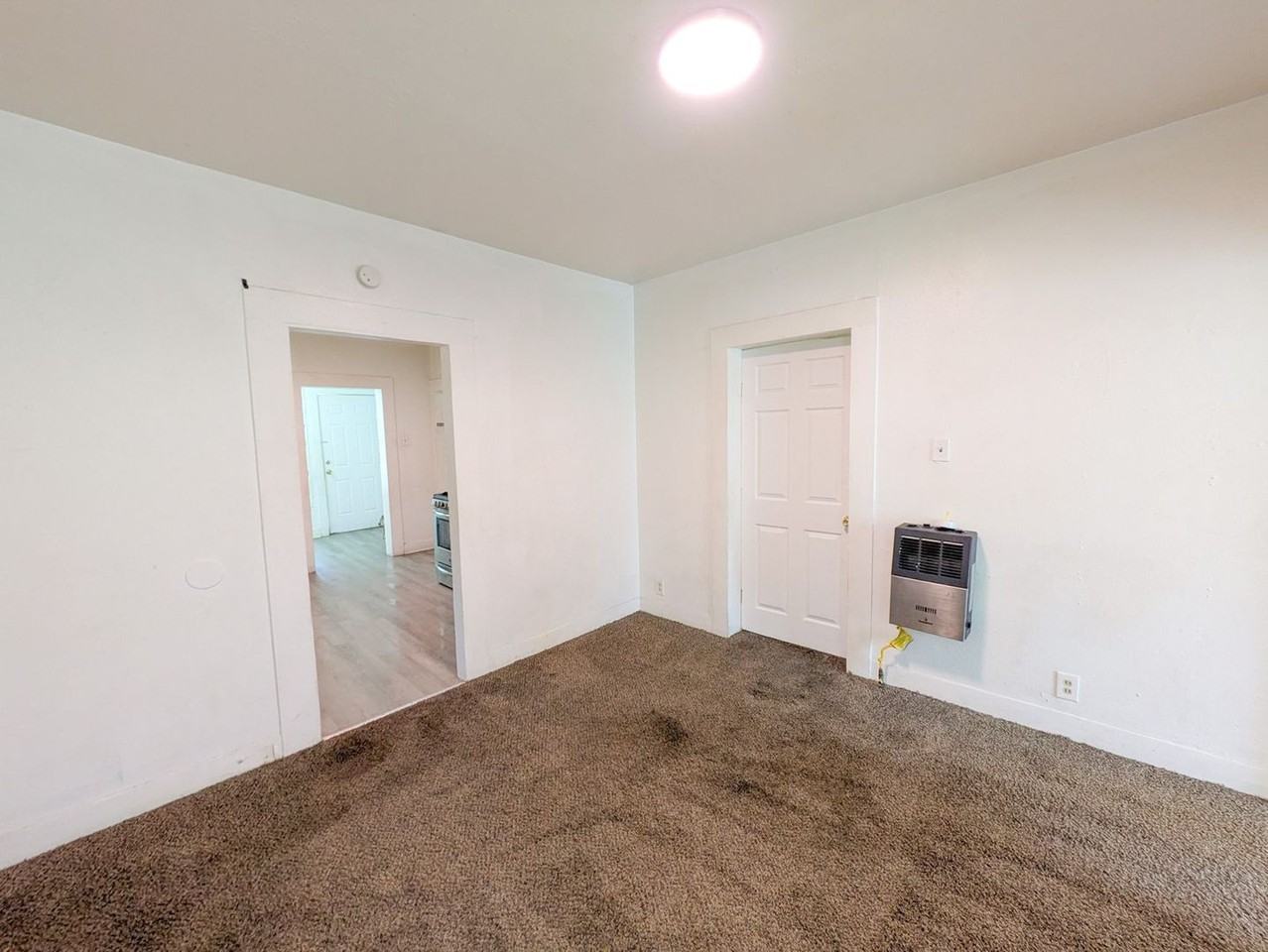 1491 Brockman St - Photo 2 of 13
