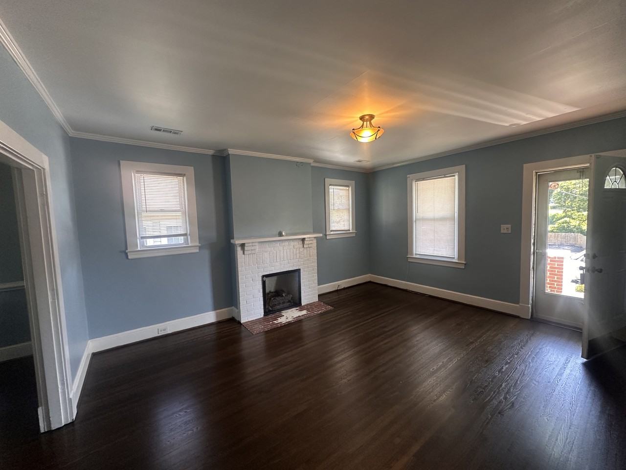 312 Montague St #1 - Photo 4 of 10