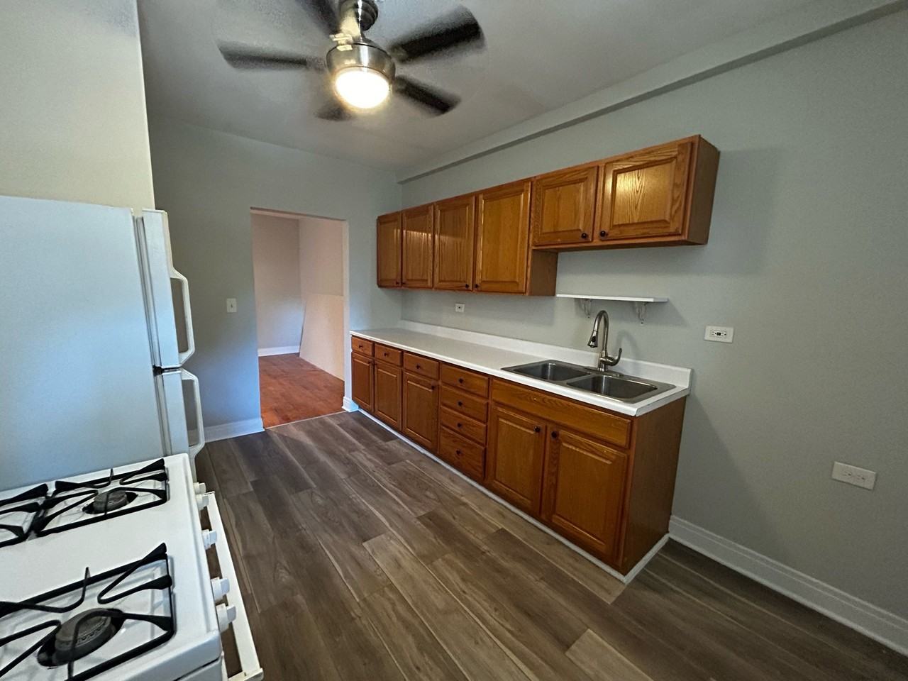 3924 N Milwaukee Ave #3924-2 - Photo 4 of 22